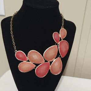 Elegant Gold and Pink Teardrop Necklace